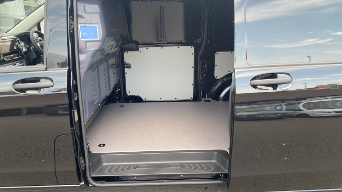 Mercedes-Benz Vito L2 Diesel Rwd 116CDI Select Van 9G-Tronic - Image 13